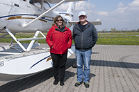 Tanja und Erich nach der Prüfung- Tanja die erste Wasserpilotin in der Geschichte Österreichs